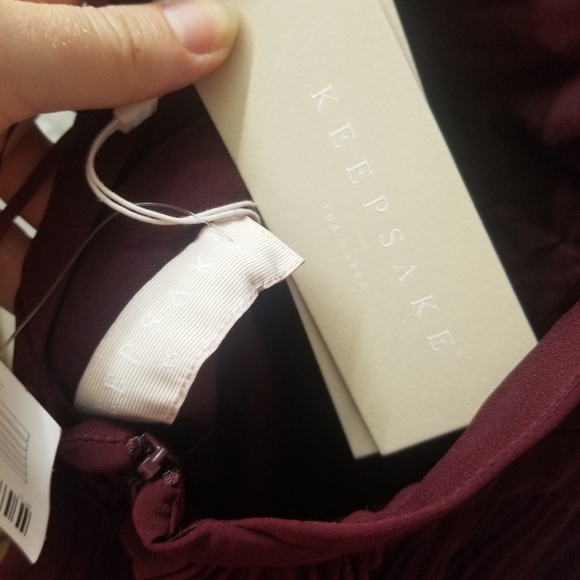 Keepsake dress size XS - Picture 3 of 3